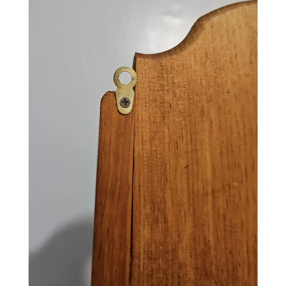 Vintage Wooden Bathroom Wall Organizer Heart Toilet Paper Holder Magazine Rack
